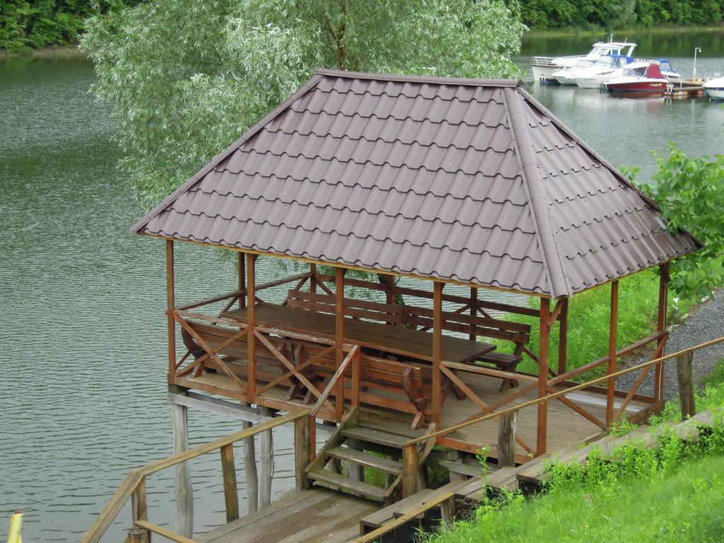 Hotel Yacht Club Mayak Dnistrivka Camera foto