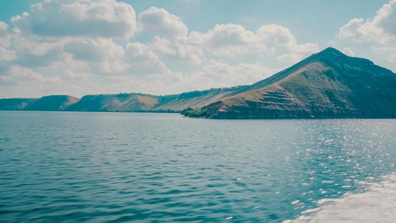 Hotel Yacht Club Mayak Dnistrivka Esterno foto